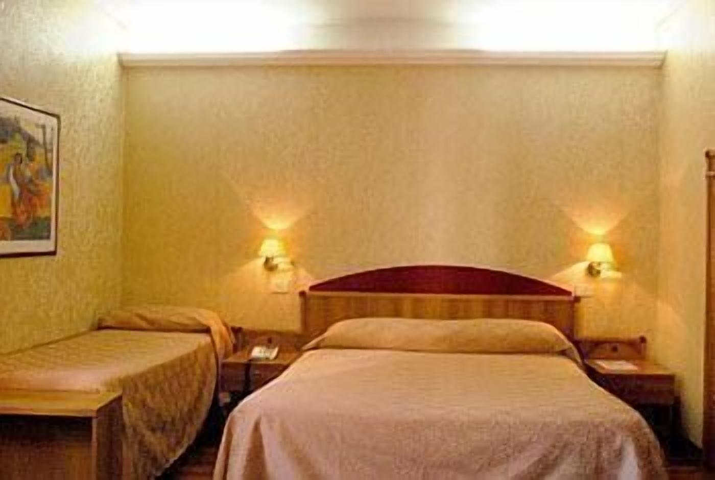 Phi Hotel Ambra Pescara Quarto foto